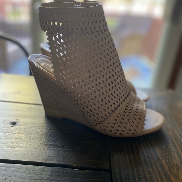 CCOCCI wedges size 8 - Picture 2 of 7